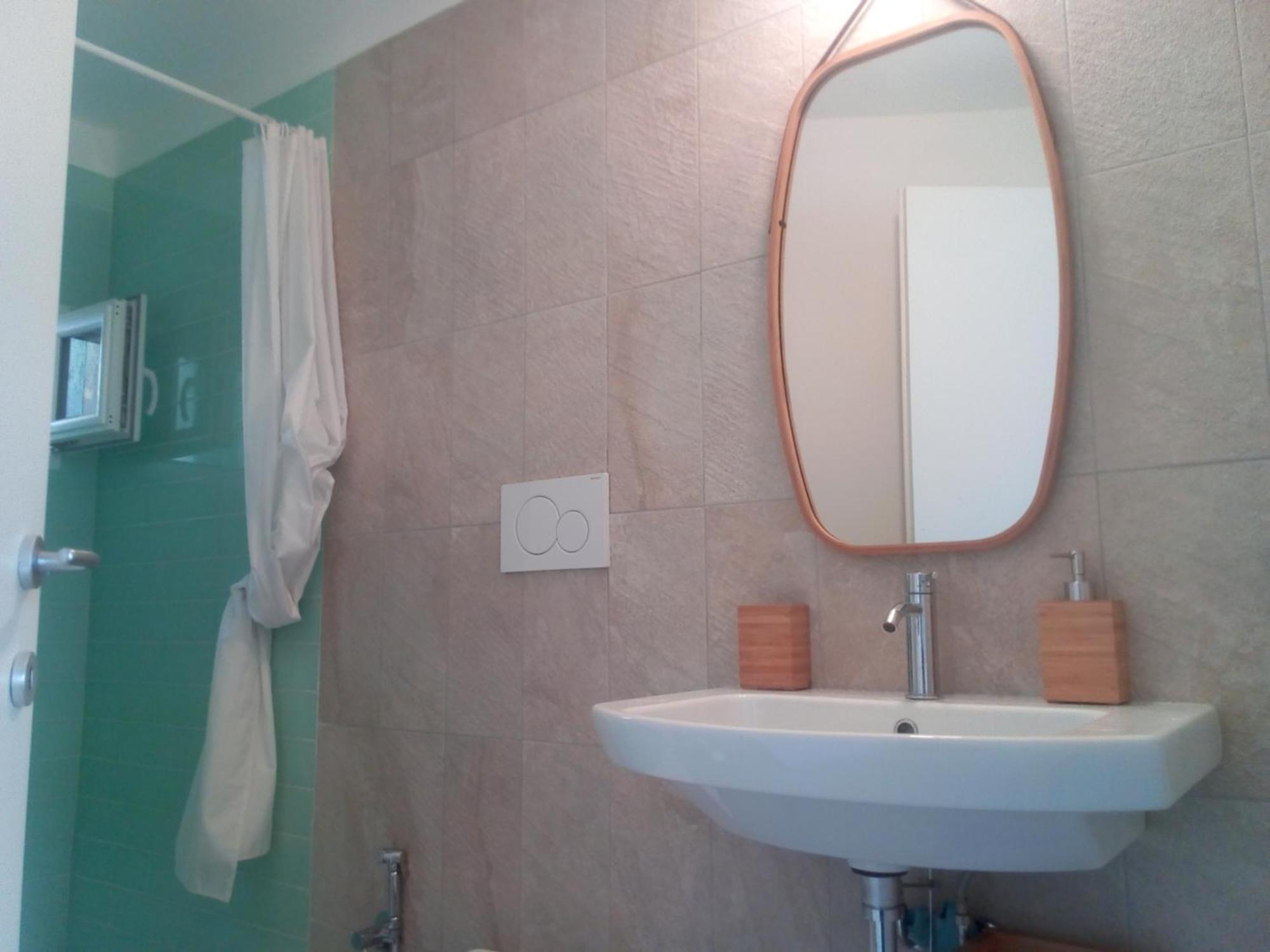 Bastione Home - Casa "Vicky" Каляри Екстериор снимка